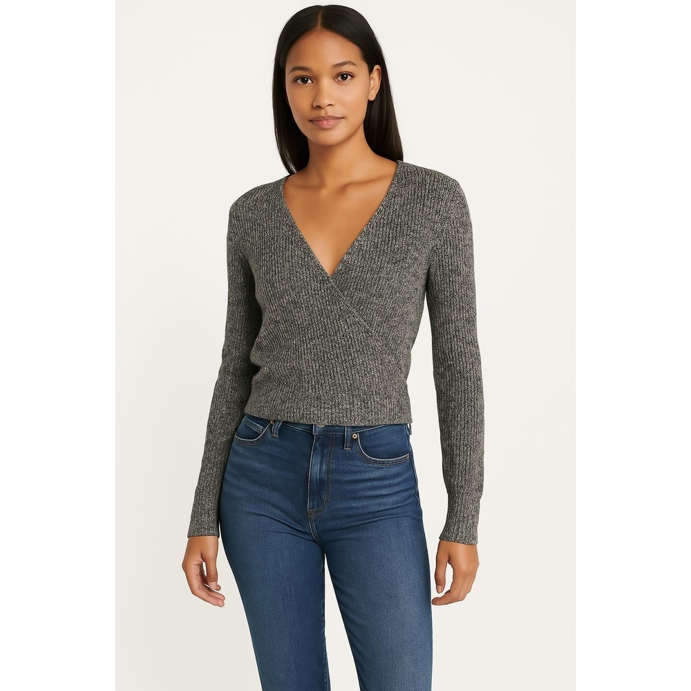 Abercrombie & Fitch Gray Ribbed Knit Long Sleeve Wrap V-Neck Sweater Size Medium